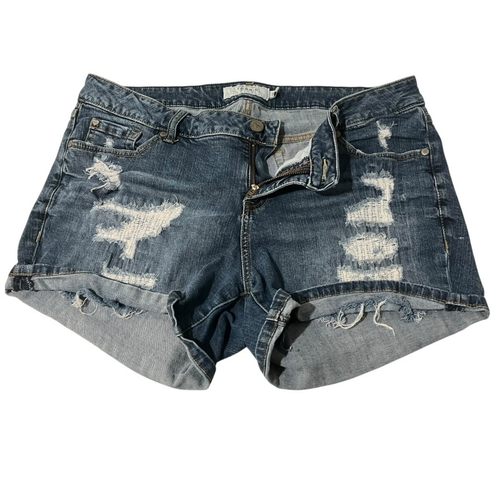Torrid Destroyed Denim Shorts EUC